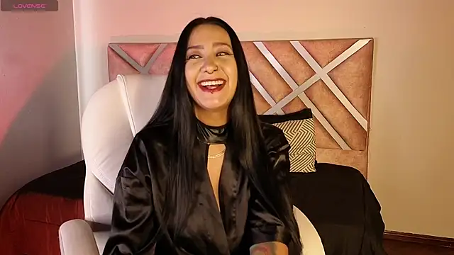  kelly hous36 online show from February 4, 12:44 pm