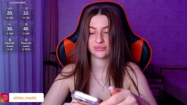 Elishka  online show from March 3, 9:31 pm