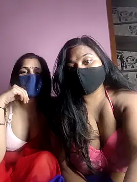 cutee  crazy online show from December 5, 5:20 pm