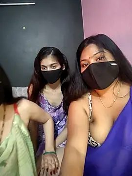 cutee  crazy online show from February 5, 2:11 pm