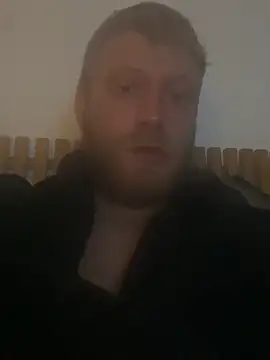 Snapshot of rippedbritish chatting on March 6, 9:31 pm rippedbritish online show from March 6, 9:31 pm