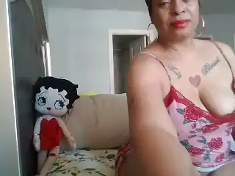 Snapshot of MSweetLindaParks chatting on March 9, 6:54 pm MSweetLindaParks online show from March 9, 6:54 pm