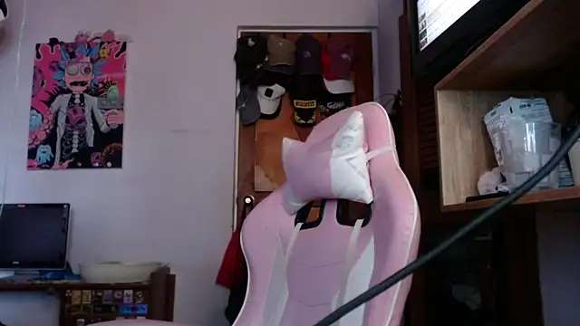 Apolo S online show from April 2, 10:07 pm