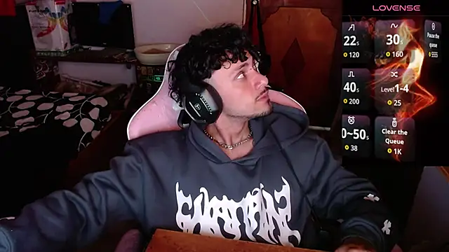 Apolo S online show from April 12, 4:28 am