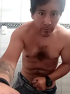 Snapshot of Yimicito chatting on February 2, 3:00 pm Yimicito online show from February 2, 3:00 pm