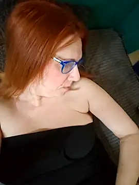 lollipop cat online show from December 27, 9:00 pm