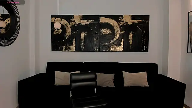 Snapshot of ToriCrossX chatting on December 14, 1:16 pm ToriCrossX online show from December 14, 1:16 pm