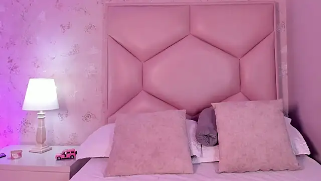 Snapshot of ambar_sullivan chatting on January 24, 11:48 am ambar sullivan online show from January 24, 11:48 am