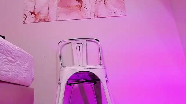 Snapshot of ambar_sullivan chatting on February 24, 2:48 pm ambar sullivan online show from February 24, 2:48 pm