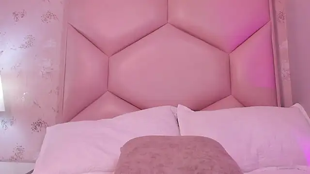 Snapshot of ambar_sullivan chatting on March 13, 2:55 pm ambar sullivan online show from March 13, 2:55 pm