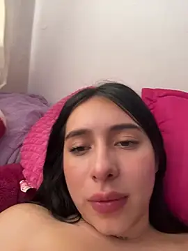 Snapshot of isabella_jade chatting on December 31, 7:51 pm isabella jade online show from December 31, 7:51 pm