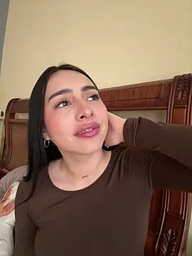 Snapshot of isabella_jade chatting on October 9, 1:31 pm isabella jade online show from October 9, 1:31 pm