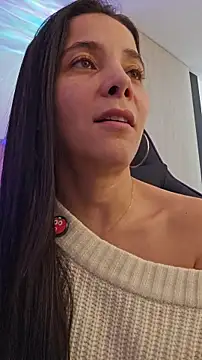 miaeyes online show from January 7, 2:19 pm