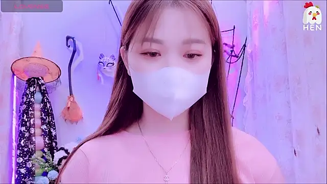 Snapshot of hen237 chatting on October 21, 9:48 pm hen237 online show from October 21, 9:48 pm