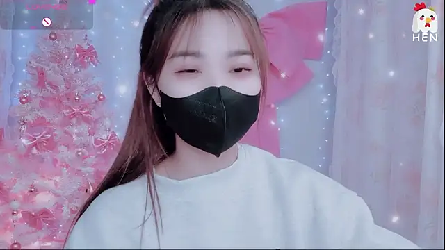 Snapshot of hen237 chatting on December 17, 6:25 pm hen237 online show from December 17, 6:25 pm