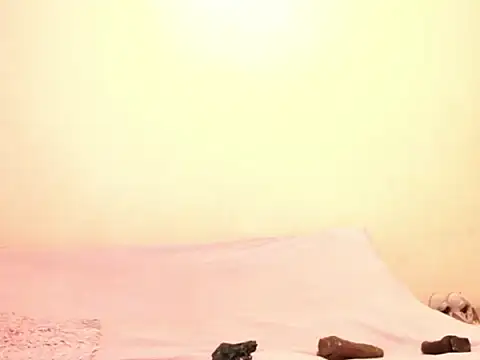 Snapshot of Queen_BootyXXX chatting on November 18, 2:06 am Queen BootyXXX online show from November 18, 2:06 am