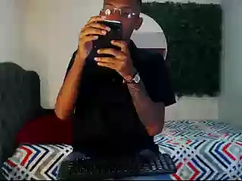 ManSant online show from February 17, 3:09 pm