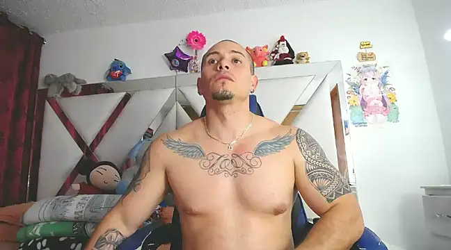 Snapshot of jakson_hot chatting on December 5, 11:40 pm jakson hot online show from December 5, 11:40 pm