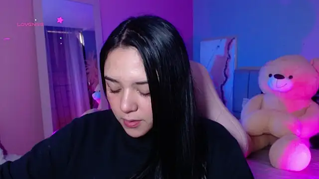 kim blake online show from December 23, 1:03 pm