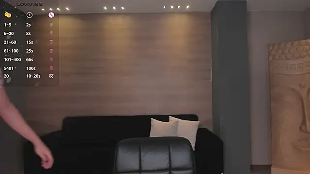 Snapshot of LilaWest chatting on January 8, 6:52 pm LilaWest online show from January 8, 6:52 pm