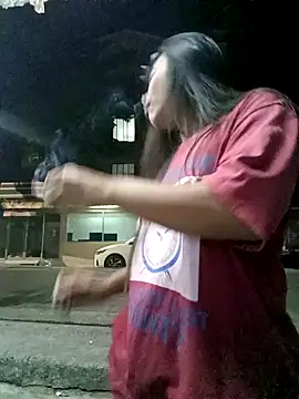 Snapshot of KinkyKit_May chatting on January 31, 6:03 pm KinkyKit May online show from January 31, 6:03 pm