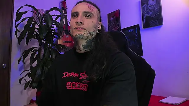 Snapshot of Ryuk_it chatting on November 30, 1:42 am Ryuk it online show from November 30, 1:42 am