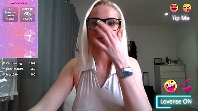 Snapshot of chelseablonde chatting on January 31, 12:39 am chelseablonde online show from January 31, 12:39 am