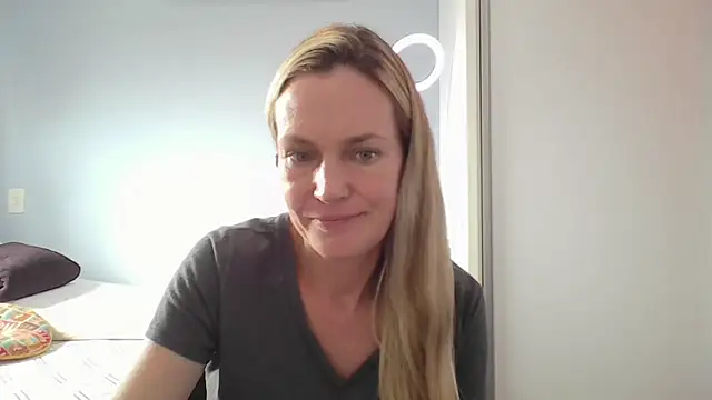 Annylove1 online show from February 4, 4:46 pm