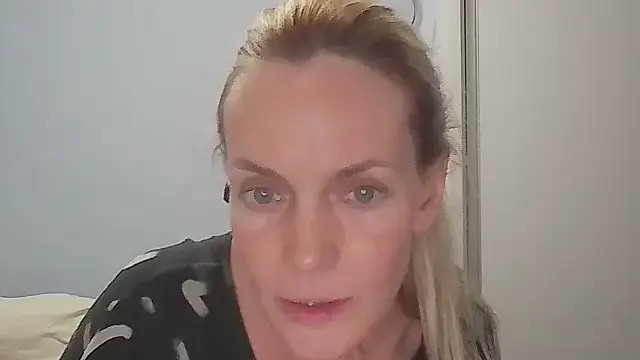 Annylove1 online show from March 21, 12:15 am