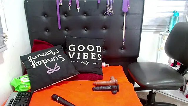 VIOLETTA-HOT online show from February 20, 11:31 am