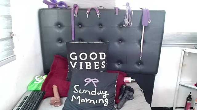 VIOLETTA-HOT online show from February 27, 4:43 pm