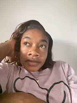  yisela  online show from December 21, 9:44 pm