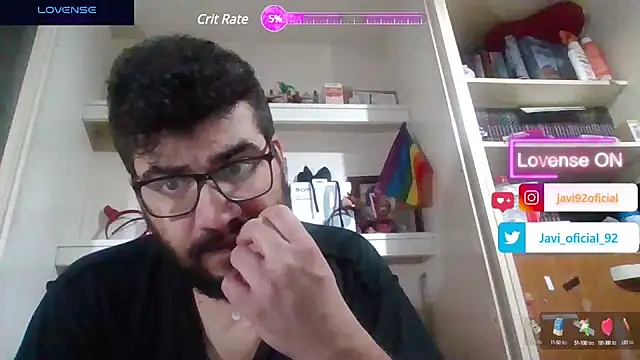 Snapshot of Javi_92 chatting on January 26, 8:23 pm Javi 92 online show from January 26, 8:23 pm