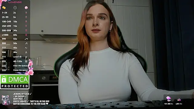 Snapshot of Lee_Loo chatting on February 11, 5:29 pm Lee Loo online show from February 11, 5:29 pm