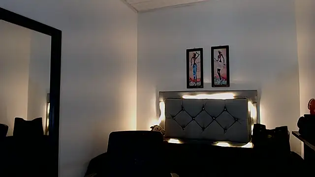 sofiaxdollxxx online show from January 10, 4:36 am