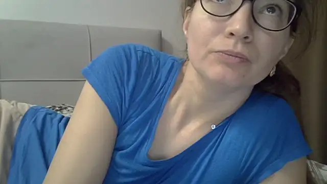 Snapshot of Ashleyspice chatting on November 6, 5:41 am Ashleyspice online show from November 6, 5:41 am