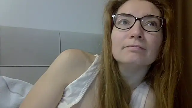 Snapshot of Ashleyspice chatting on November 15, 5:38 am Ashleyspice online show from November 15, 5:38 am