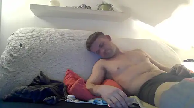 Cambitchboy online show from December 25, 2:25 am