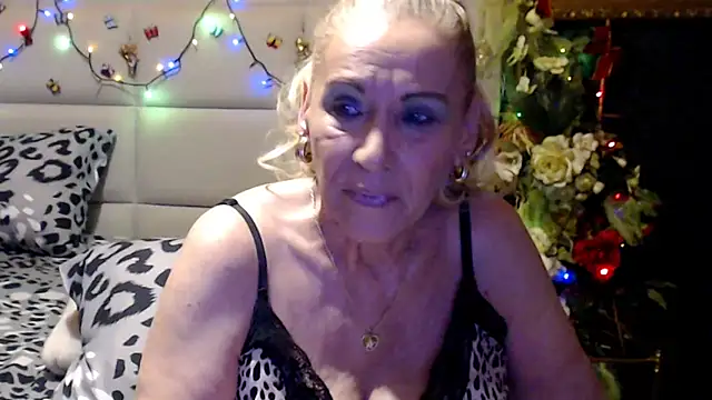 HappyWomanOn online show from July 26, 9:27 am