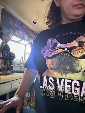 Snapshot of AnneKane chatting on February 21, 12:27 am AnneKane online show from February 21, 12:27 am