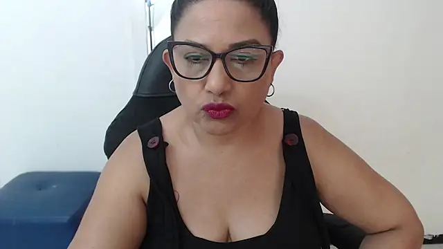 Katha Marck online show from March 23, 2:21 pm