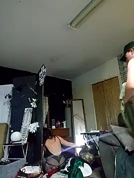 Hotredheadandtoungelasher online show from October 30, 6:15 am