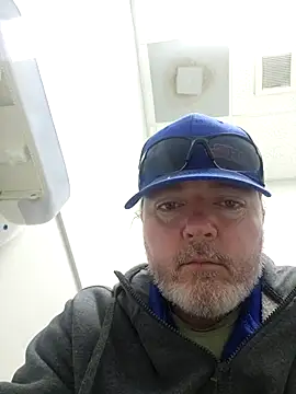 Snapshot of Hotredheadandtoungelasher chatting on November 1, 3:36 pm Hotredheadandtoungelasher online show from November 1, 3:36 pm