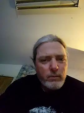 Snapshot of Hotredheadandtoungelasher chatting on November 6, 7:59 pm Hotredheadandtoungelasher online show from November 6, 7:59 pm