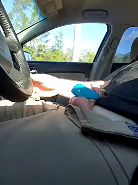 Snapshot of Hotredheadandtoungelasher chatting on December 19, 3:41 pm Hotredheadandtoungelasher online show from December 19, 3:41 pm