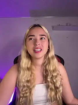 Irisweet  online show from February 9, 3:12 pm