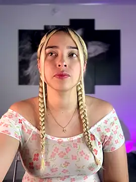 Irisweet  online show from September 14, 2:27 pm