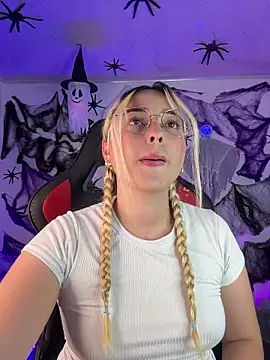 Irisweet  online show from October 27, 11:31 pm