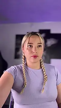 Irisweet  online show from December 4, 10:40 pm