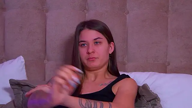 RachelSimpson online show from January 24, 12:42 am